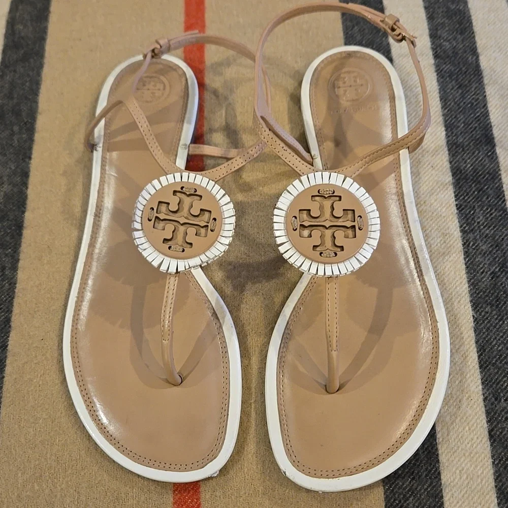 Tory Burch Miller Fringe T Strap Sandal  Sz 10M - Picture 2 of 7